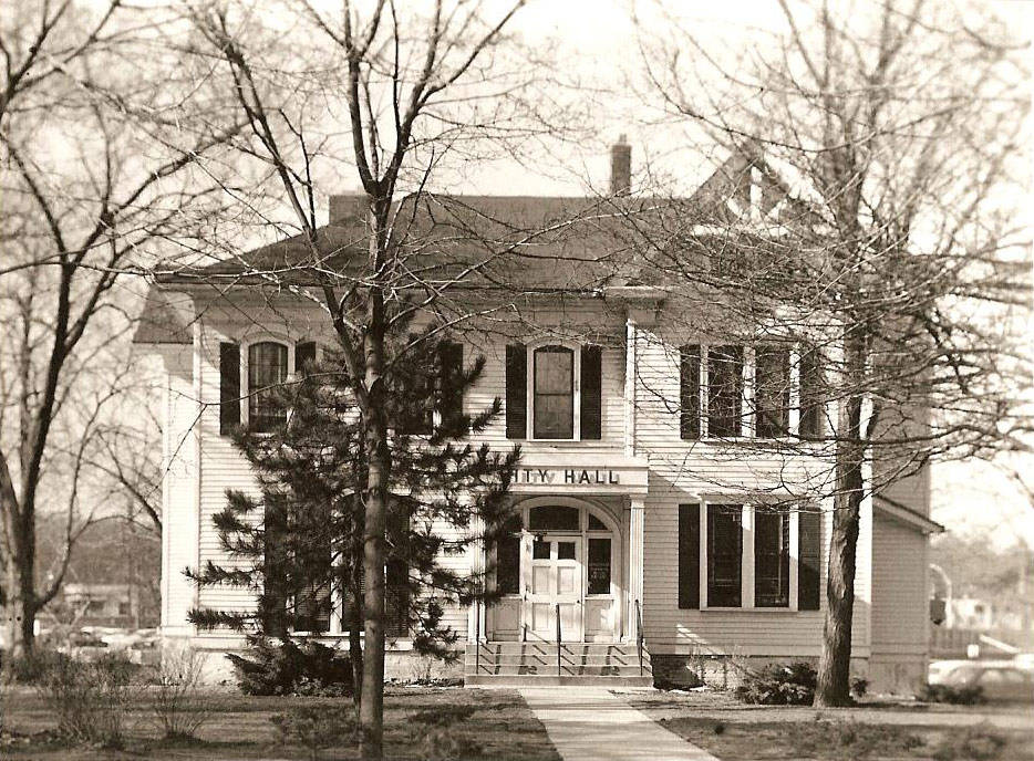 Carpenter-Home,-as-Park-Ridge-City-Hall,-circa-1950 Carpenter Home